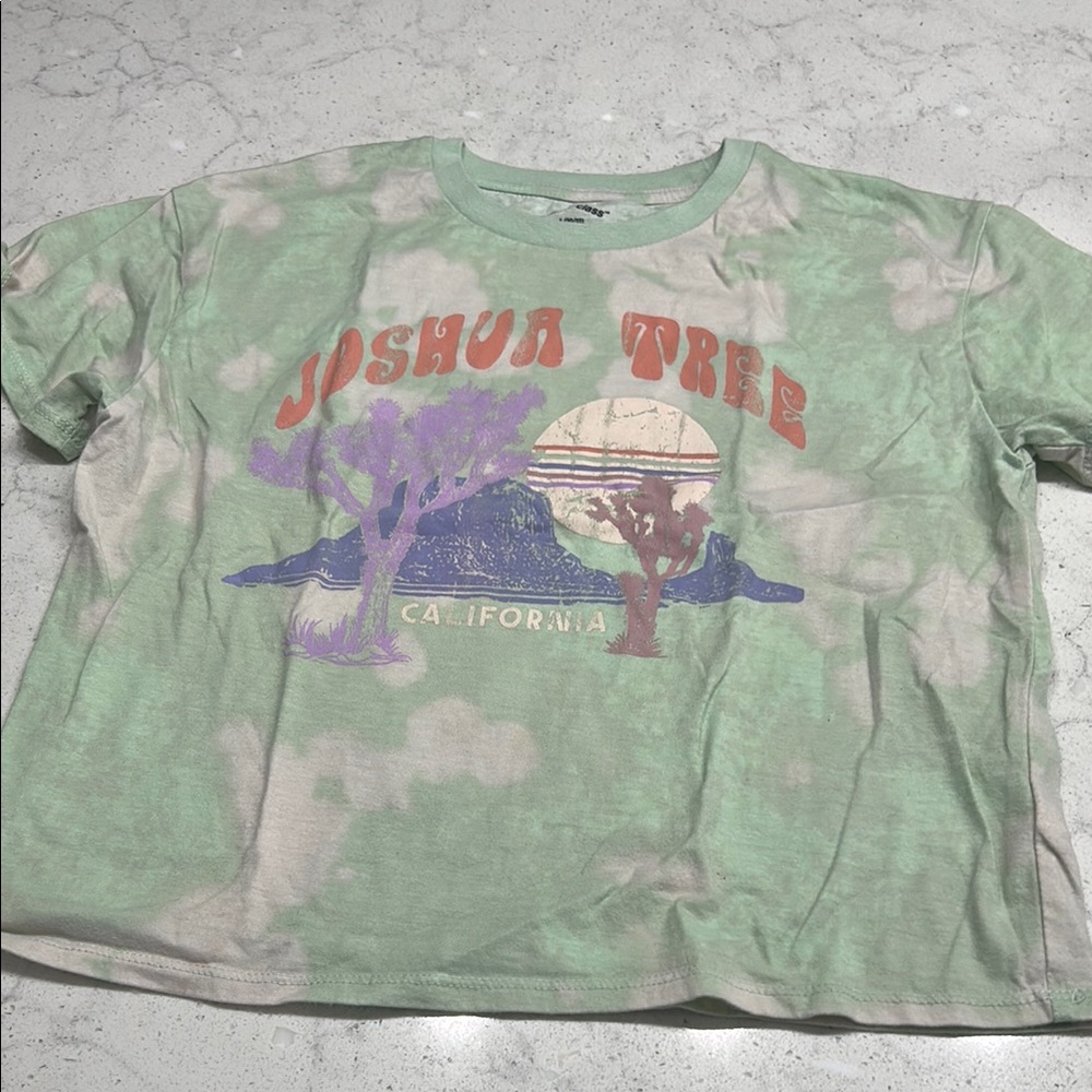 Target Green and Purple Short Sleeve Tees Casual Graphic Design
